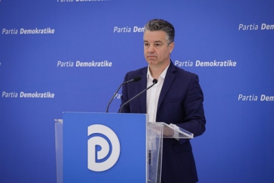 Bozdo ‘godet’ Ramën:Lukashenko i Bjellorusisë dhe ai i Shqipërisë vepruan të sinkronizuar për siguruar kolltukun. Diktatorë, i kanë ditët të numëruara