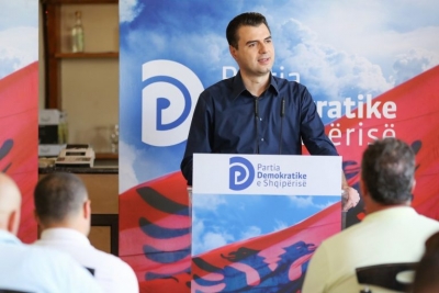 Basha me demokratët në Tepelenë e Përmet: Vodhën zgjedhjet dhe po mbajnë peng ndryshimin që duan njerëzit. Të vendosur t’ua kthejmë Shqipërinë shqiptarëve!