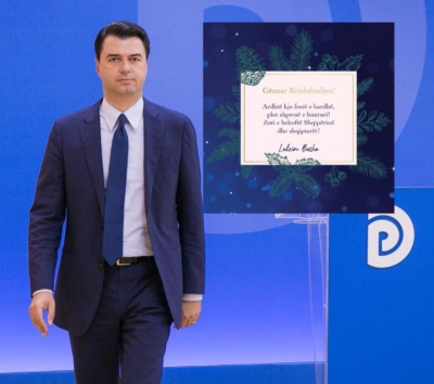 ‘Zoti ju ndriçoftë rrugën drejt begatisë’/ Urimi i kryetarit të PD-së, Lulzim Basha për Krishtlindje