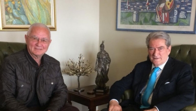 E dua Berishën sepse dua Amerikën