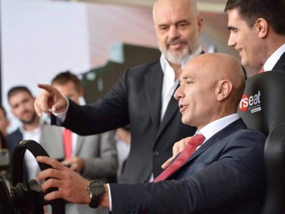 Deklarata e fortë e Ambasadës amerikane: Kujdes nga rrjeti 5G, ja çfarë iu rrezikon