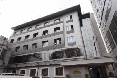 5 milionë euro abuzim nga tenderët e qeverisë për maska e doreza për pandeminë