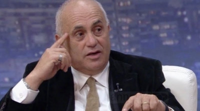 “Kolapsi i sistemit të mediave audivizive masive dhe reformat për të dalë që andej!”- Artan Fuga bashkëbisedim me gazetarët e rinj