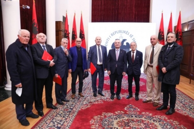 Meta vlerëson me titullin më të lartë 6 atletët shqiptarë: Ndihemi krenarë me rezultatet tuaja, keni përballuar sfida të paharruara