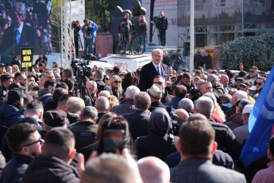 Berisha paralajmëron: Protesta jonë është forcë. Nuk ka forcë më të madhe në botë se paqja. Ne do fitojmë!