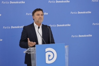 “Shqipëria parajsë për pastrimin e parave”, Alibeaj: Qeveria bashkëpunon me krimin, paraja e pistë po mbyt biznesin e ndershëm dhe shtresën e mesme