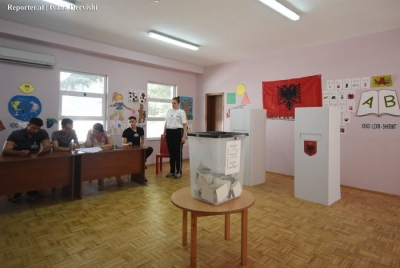 Si po manipulohen shifrat në KQZ/ Në orën 11:00, 12 % në orën 15:30, 15 % votues