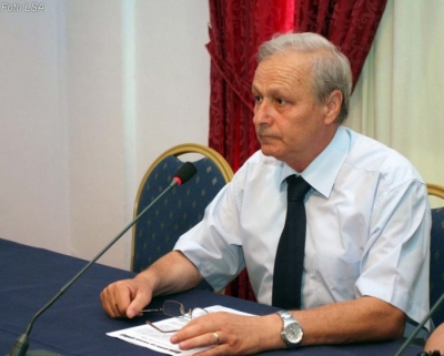 Kume: Venecia e thotë qartë, Presidenti nuk e shkeli Kushtetutën, nuk mund të shkarkohet