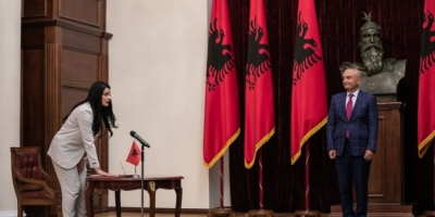 Prokurorja më e re e Prokurorisë së Posaçme betohet te Presidenti Meta! Porosia që i dha kreu i Shtetit