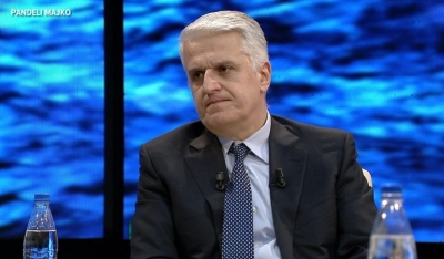 Justifikimi i Majkos: Nuk fola për Teatrin sepse bëra një operacion në gojë