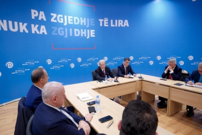 Berisha: Këta qeveritarë nuk i lidh asgjë me qytetarët, përveç vjedhjeve që u bëjnë, ditë e natë