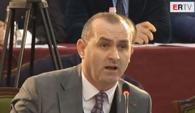 "Pse çdo gomarllëk të lavdishëm ia lenë ta thotë Ulsiu?!"