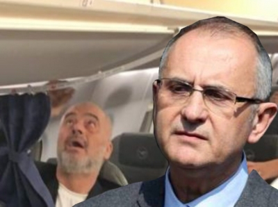 'Shqiptarë merrni në dorë fatet tuaja', Vasili: Në kulmin e emergjencës, Rama ia mbathi, iku, turp