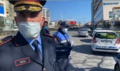 'Hapeni krahun se s'ndihet mirë!' Zbulohet në makinë i kthyeri nga Italia, Veliu shpjegon gjobën 5 mijë euro