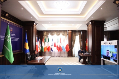 Haradinaj me Princin e Arabisë Saudite/ Diskutuam marrëdhëniet bilaterale dhe shpreha mirënjohjen për mbështetjen e vazhdueshme.