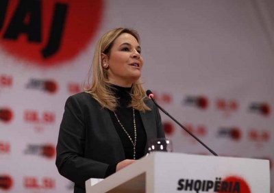 Kryemadhi: Dyert tona të hapura për të rinj dhe të reja profesionistë