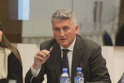 'Prag skandali'/ Gjekmarkaj komenton ikjen e Shahinit dhe ardhjen e Kushit