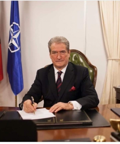 Berisha:Puntoret vadisin dhe prashisin hashashin ne Kruje.Narkopolicia mrizon hijeve!