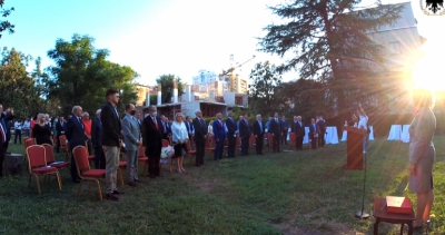 Meta i akordon ish- Presidentit Meidani ‘’Dekoratën e Flamurit Kombëtar’’ në 76-vjetorin e lindjes, ja personalitetet politike që morën pjesë në ceremoni