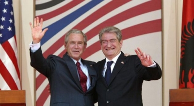 Ish kryeministri Berisha kujton viziten historike te George W Bush.Vendimet qe ndryshuan fatet e Shqiperise dhe Kosoves.