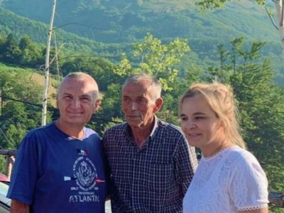 Nga bjeshkët, Meta prezanton se kush e prodhon kosin më të mirë në botë