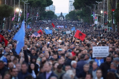 Protesta kombëtare e opozitës para Kryeministrisë/ Partia Demokratike cakton datën 11 korrik