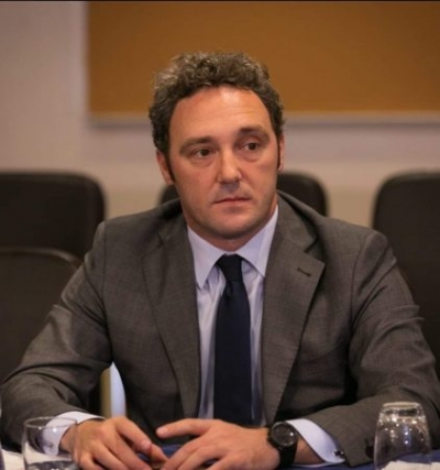 Ish-deputeti ironi me ministren/ Ogerta thellon 'sukseset' e infektimit nga Covid-19