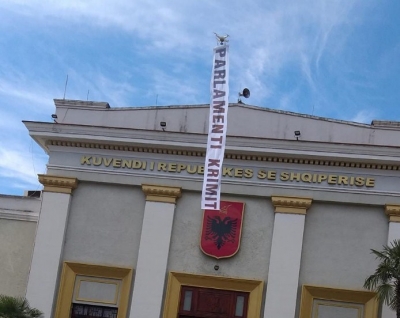 “Parlamenti i krimit”, dron mbi kokat e policëve