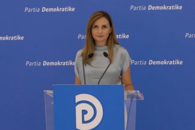 PD i përgjigjet Ramës për pagat e taksat, ish-deputetja Tabaku: PS, belaja më e madhe! Shqiptarët do të shpëtojnë më 25 prill