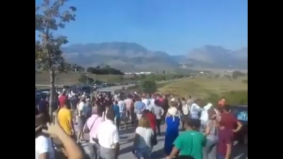 Radhët kilometrike në Kakavijë/ Meta i bën thirrje qeverisë: Gjeni zgjidhje të menjëhershme, qytetarët në rrezik!