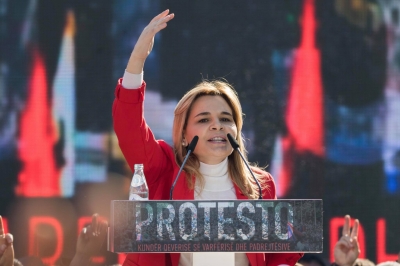 "Jo dhunës, jo përçarjes, jo konfliktit", Kryemadhi poston mesazhin për 30 qershorin