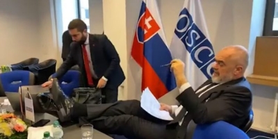 Media amerikane: Ironia e një vendi diktatorial si Shqipëria që merr kryesinë e OSBE-së