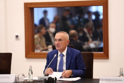 ‘’Së bashku do t’ia dalim’’, Meta falënderon ambasadorët e BE: Mirënjohje vendeve mike për ndihmën bujare për Shqipërinë ndaj COVID-19