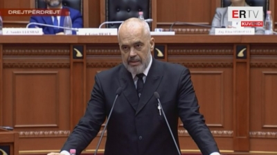 Rama sulmon parlamentin e Holandës: Na përdorin për propagandë të brendshme!