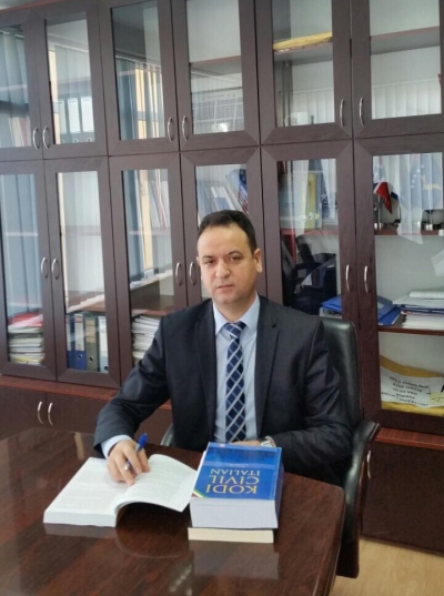 Intervistë me Dr. Haxhi Gashin, dekan i Fakultetit Juridik të UP-së