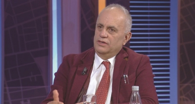 Artan Fuga:Jo vetëm pyetje idiote, por edhe politikë antikombëtare