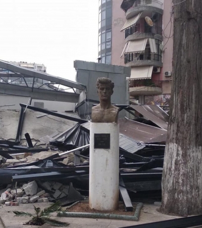 Dyqani tek Selvia dhe ‘Ustai’ rilindas...