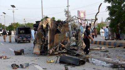 Pakistan/ Vriten pesë policë nga sulmet kamikaze