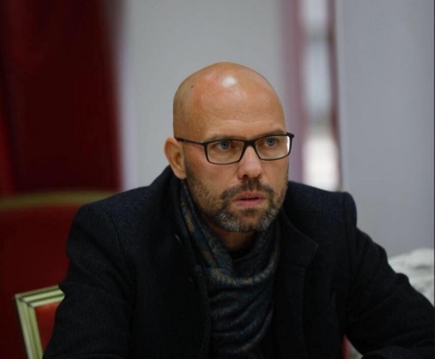 ‘Rrëmbimi’ i 13-vjeçares, ironia e Manjanit: Ja ç'do kishin bërë Rilindasit nëse do ishin në opozitë