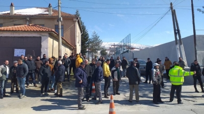 Fermerët e Devollit në protestë për çmimet: Do i lëmë tokat djerrë, përshkallëzojmë qëndrimin tonë