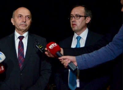 Hoti anulon vajtjen në SHBA, reagon Isa Mustafa: Para se të takohemi me Vuçiçin, të takohemi mes veti