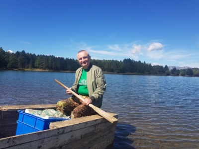Meta iu tregon shqiptarëve si të “vrasin” COVID, video-mesazh nga një pjesëz e mrekullueshme e Shqipërisë