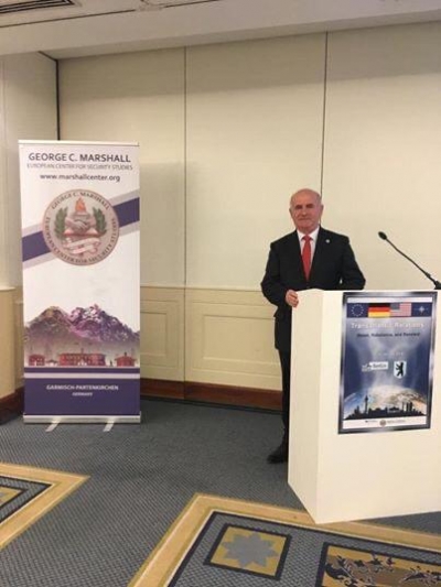 Gjeneral * Ahmetaj = Mesazh për 1 Majin: “LIRIA dhe DEMOKRACIA nuk DHUROHEN … ” !