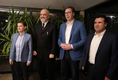 Shehu: "«Shengenit» ballkanik te Rama-Vucic po i «del tymi» tek Unioni Ekonomik Euroaziatik i Putinit"