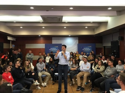 “Qeveria e degradoi arsimin”, Basha: Studentët në qeverisjen time do të paguhen për 1 vit shtazh pas studimeve