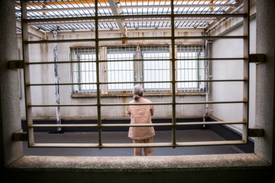 Japoni/ Të moshuarat po kërkojnë të hyjnë në burg për një arsye të trishtë