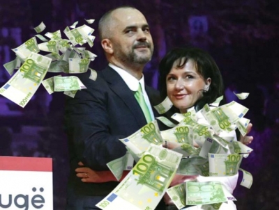 Rama i jep gruas së tij 19 mln euro të shqiptarëve për 1 km rrugë