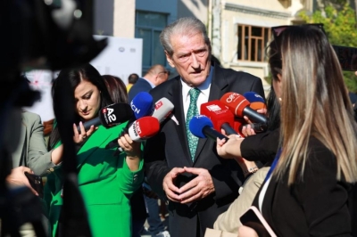 Berisha: Nipi i Spiro Kolekës dhe i biri i xhelatit i ka bërë llogaritë gabim, kundër pluralizmit