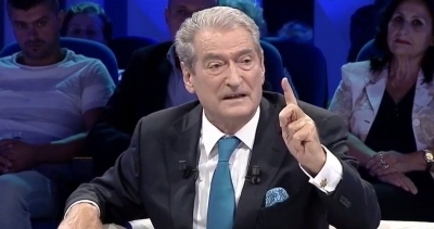 Berisha Live në &quot;Opinion&quot;: Kosova nuk duhet të kërkojë marrëveshje me flamurin e Serbisë së madhe