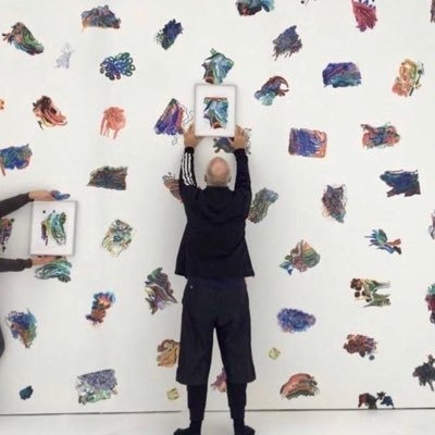 Kryeministri ndjen humbjen, heq pikturat nga zyra dhe përgatit plaçkat!